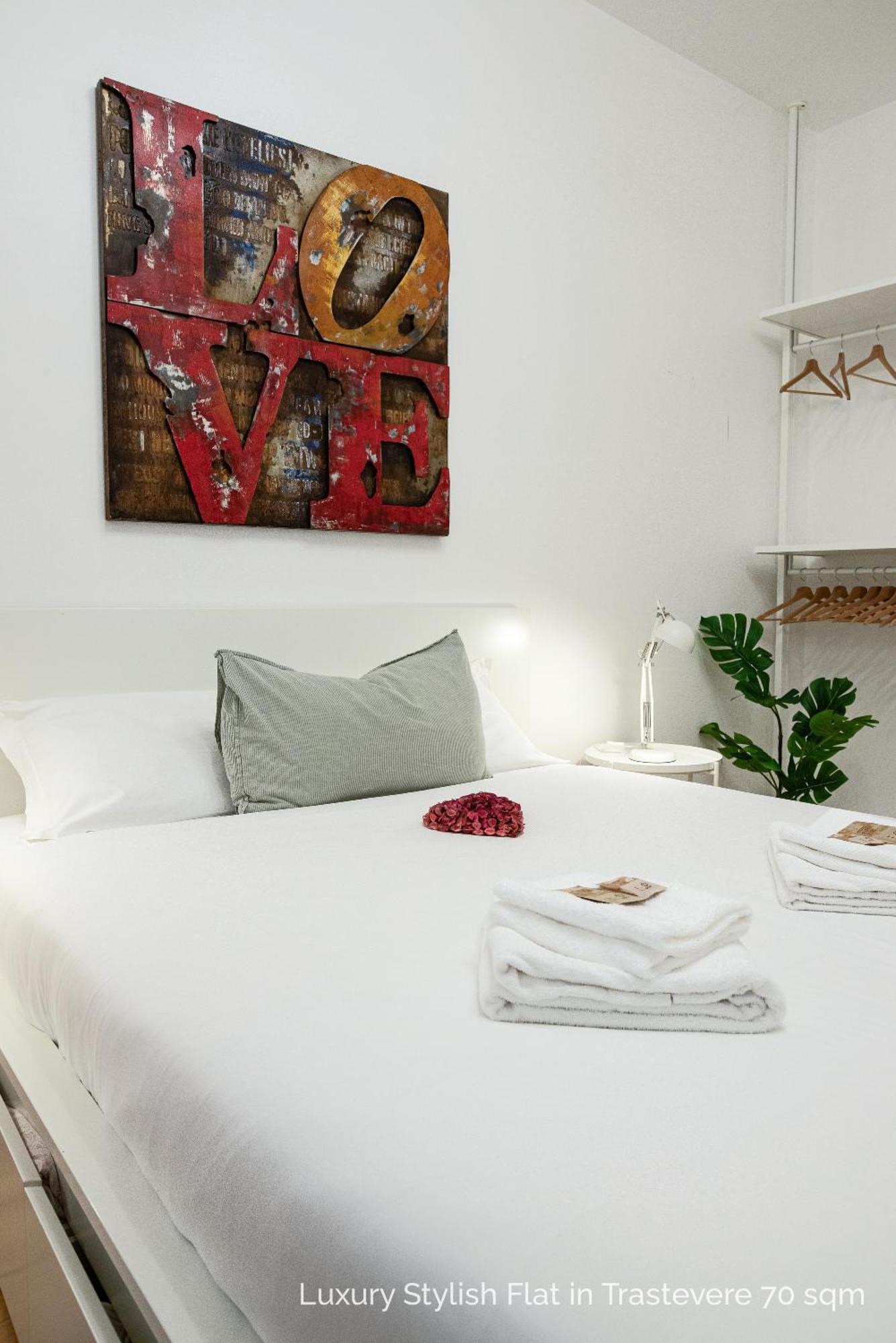 La Dolce Vita - Luxury Stylish Flats In Trastevere 70-90Sqm Řím Exteriér fotografie